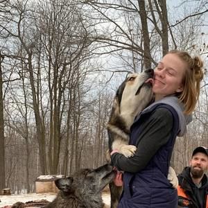 Meet your Posher, Brenna